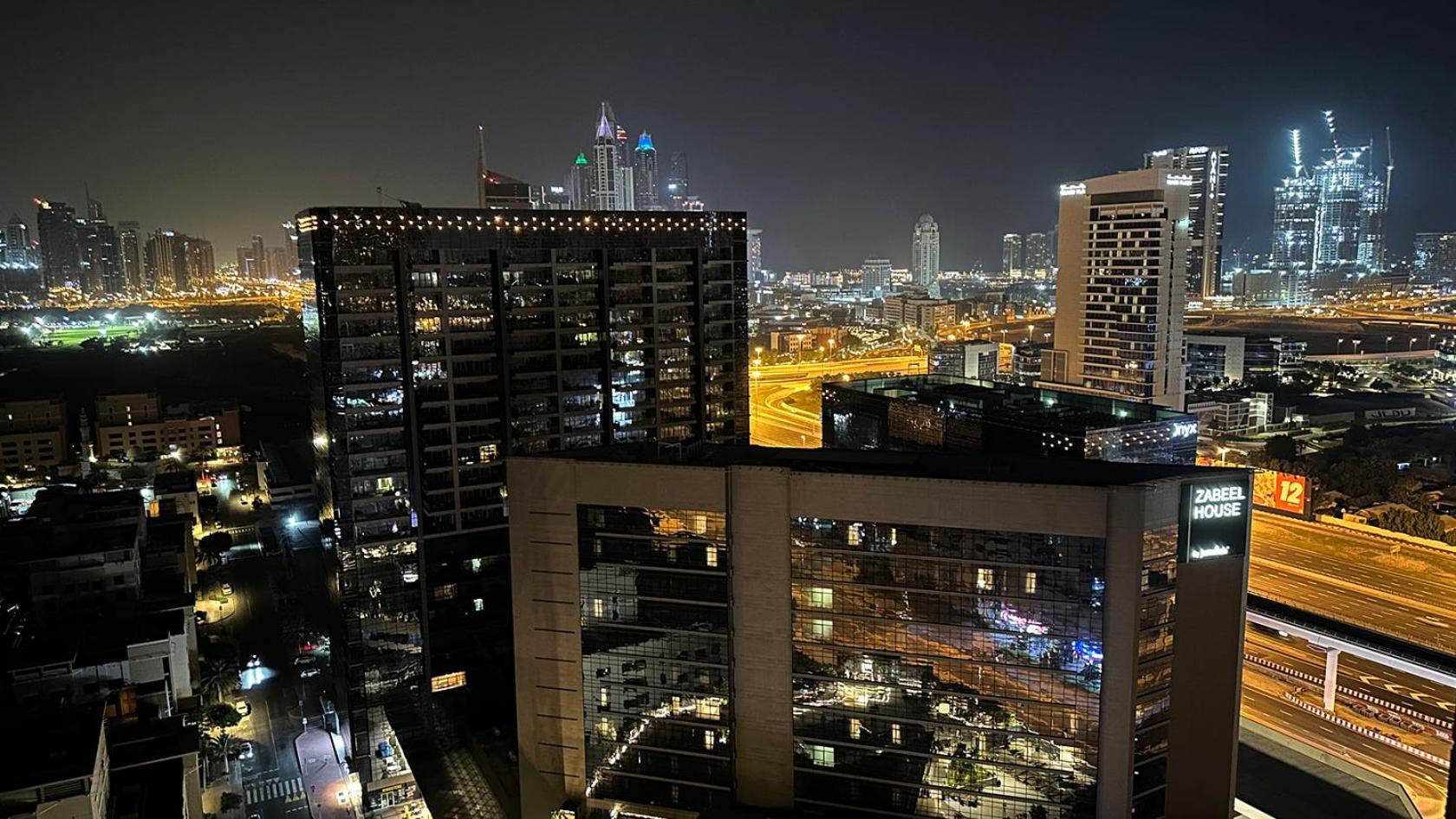Nomad Partition Room In Barsha Heights 3 Mins To Icm Metro Dubai Buitenkant foto