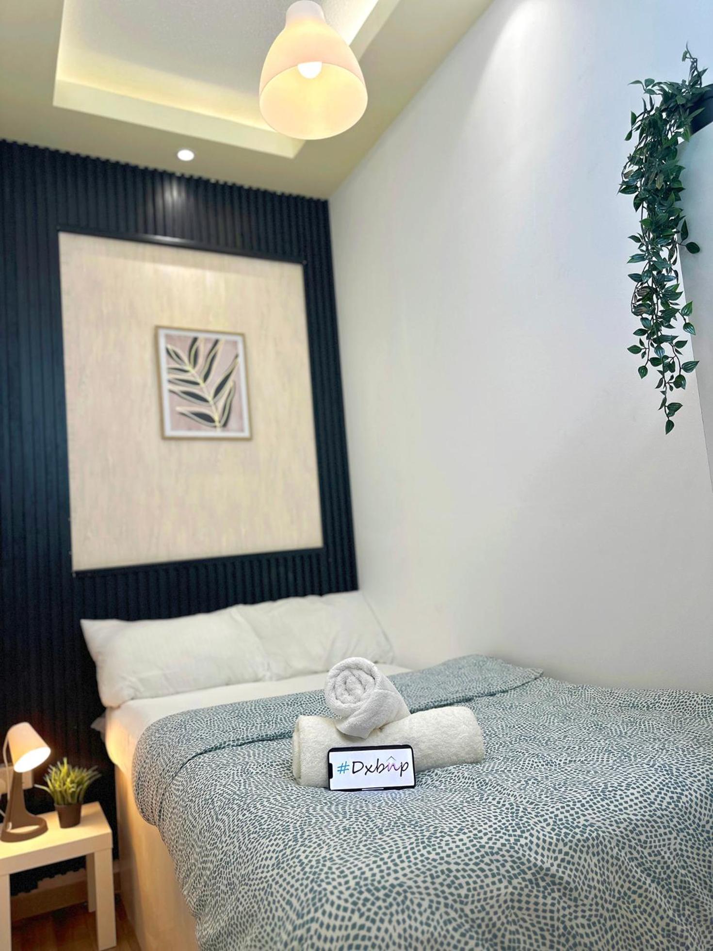 Nomad Partition Room In Barsha Heights 3 Mins To Icm Metro Dubai Buitenkant foto