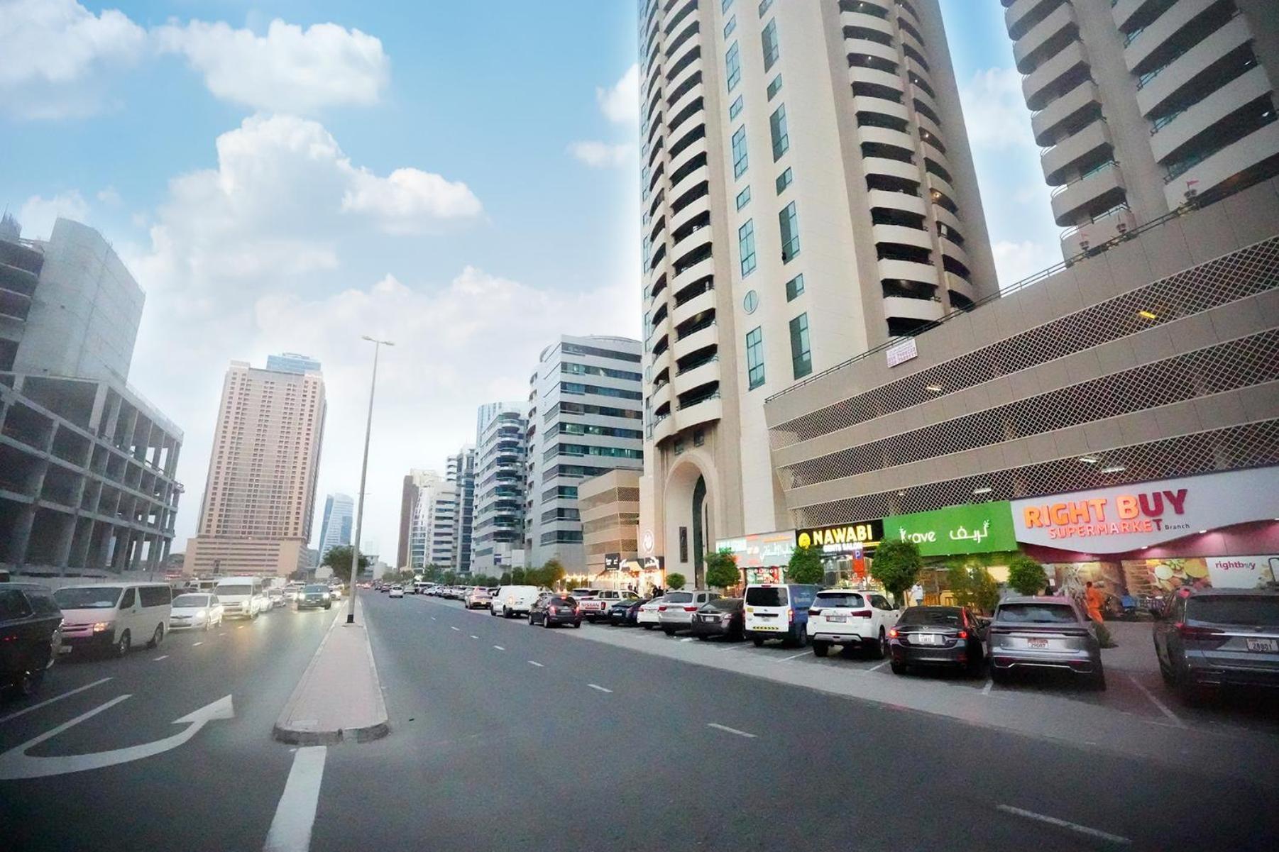 Nomad Partition Room In Barsha Heights 3 Mins To Icm Metro Dubai Buitenkant foto
