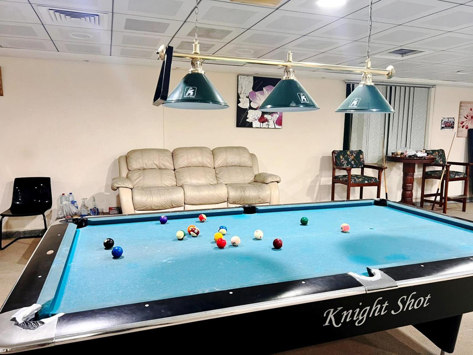 Nomad Partition Room In Barsha Heights 3 Mins To Icm Metro Dubai Buitenkant foto