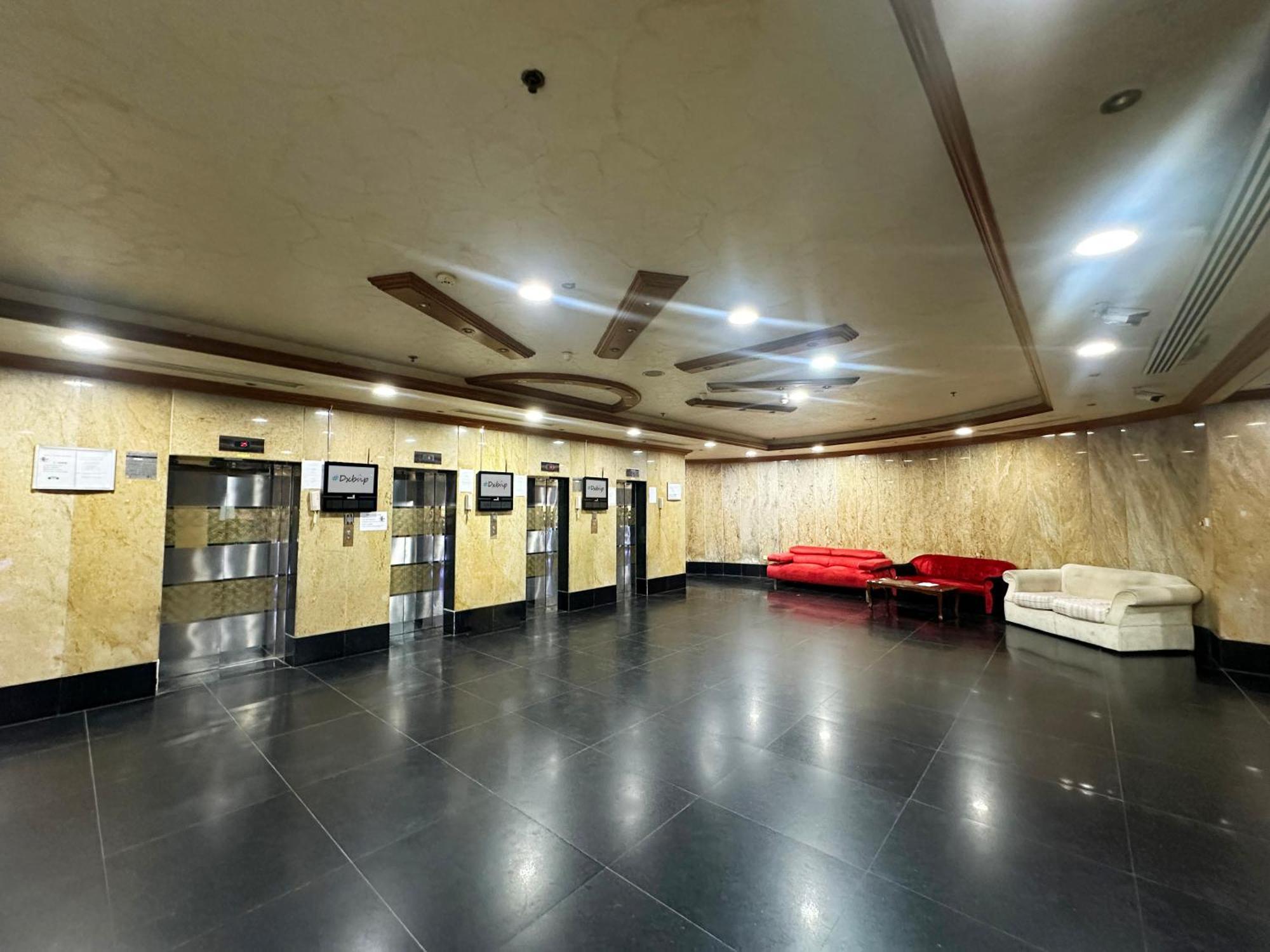 Nomad Partition Room In Barsha Heights 3 Mins To Icm Metro Dubai Buitenkant foto