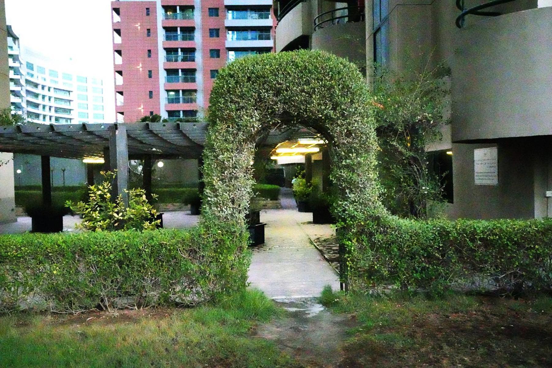 Nomad Partition Room In Barsha Heights 3 Mins To Icm Metro Dubai Buitenkant foto
